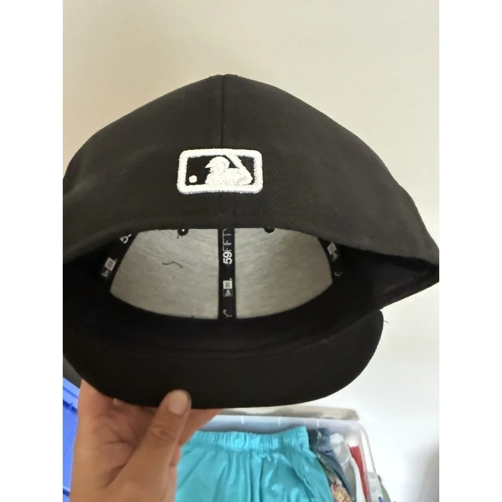 New Era Los Angeles Dodgers 9Fifty Fitted Genuine Merchandise‎ 7 3/8  LA Cap